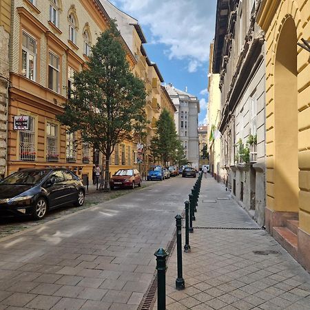Апартаменты Maria Topfive With Free Private Parking Будапешт Экстерьер фото